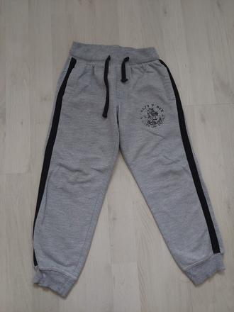 Tepláky č.116, 116