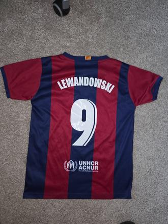 Dres lewandowski, 128