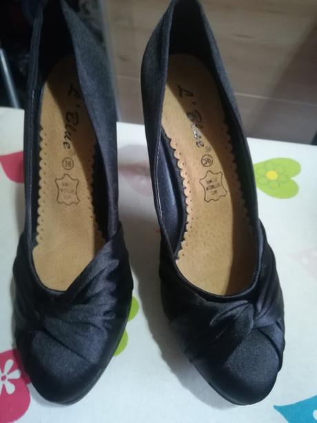 Čierne lodičky veľ. 36 už aj s poštou, 36