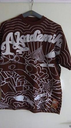 Panske hnede  tricko akademiks, s