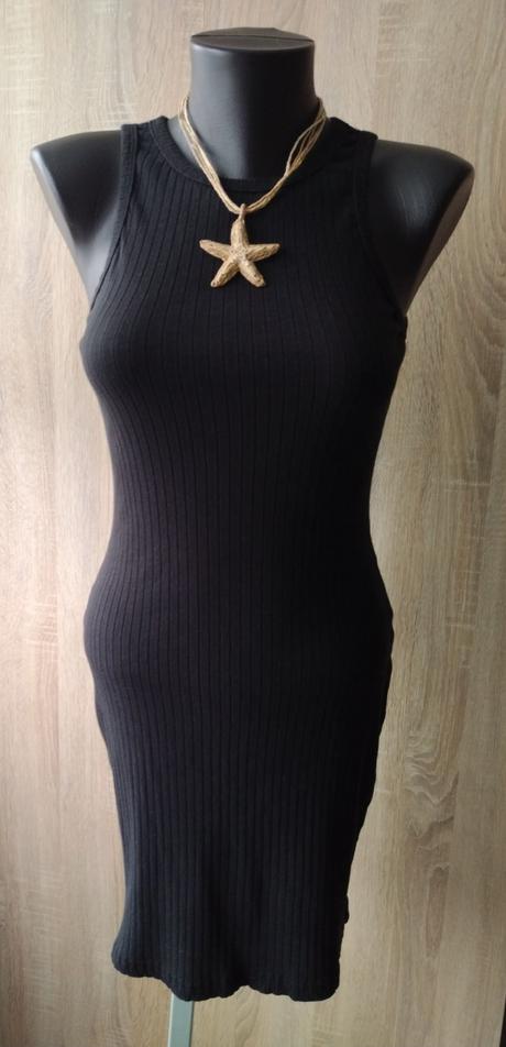Čierne rebrované bodycon mini šaty, m