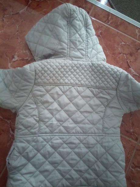 Krásna bundička v super stave, reserved,86