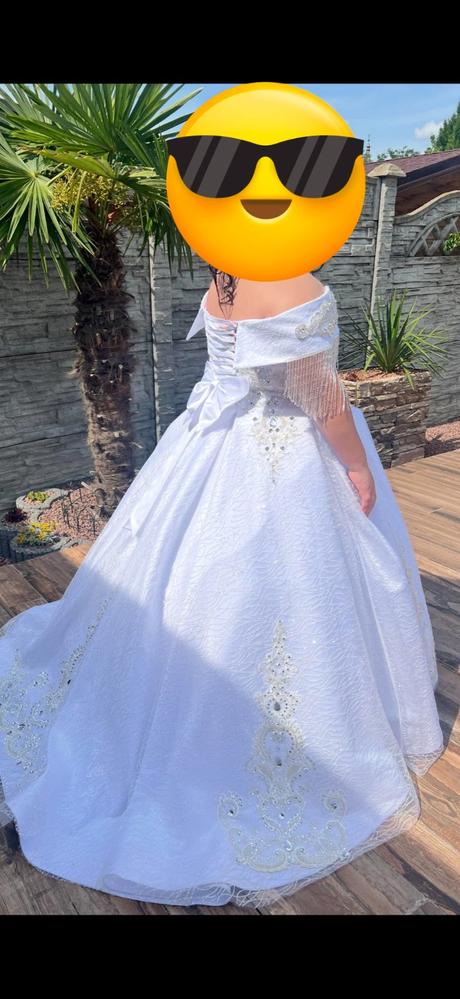 Šaty na prvé sväté prijímanie, 170