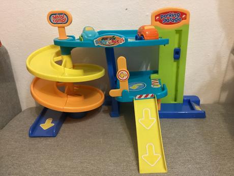 Garage play set,