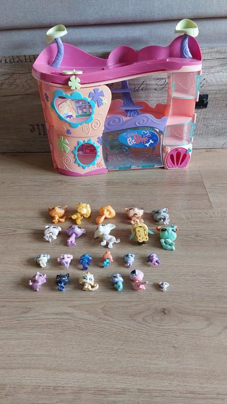 Domcek lps + 22ks zvieratká,