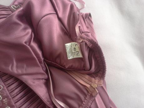 Spoločenské šaty, 40