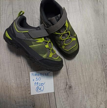 Turistické topánky v. 30, quechua,30