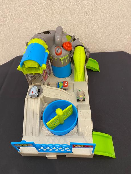 Trash pack zombíkové mesto, 