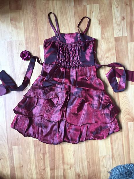 Dievčenské slávnostne šaty, 86