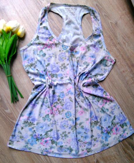 Tielko, river island,m