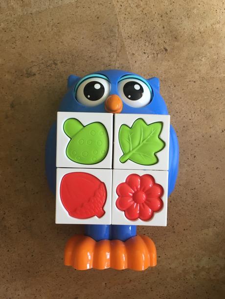 Tomy skladacie kocky sovicka, 