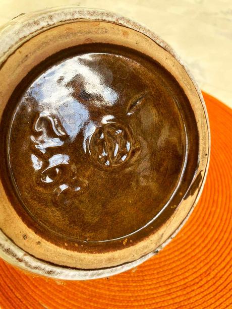 Starožitná keramická váza,