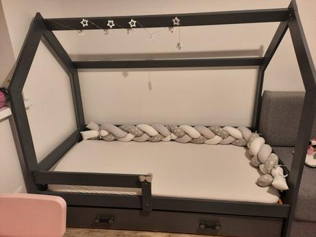 Predám detskú posteľ, šírka (cm): 80,dĺžka (cm): 160