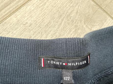 Th šortky, tommy hilfiger,116 / 122