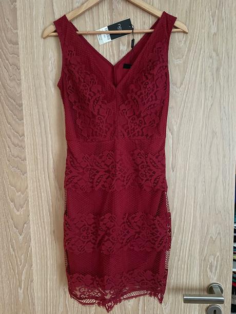 Cipkovane krasne saty next, next,34