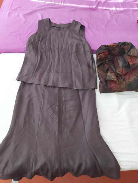 Spoločenský kostým, 42