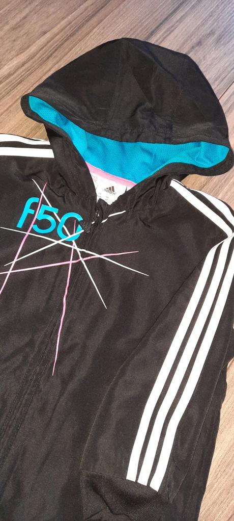 Adidas bundička, adidas,104
