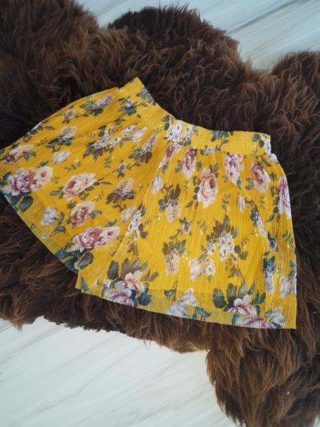 Dámske / dievčenské kraťasy, amisu,s