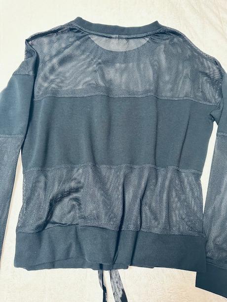 Tmavomodré tričko so sieťkou zn. dkny originál, dkny,m / s