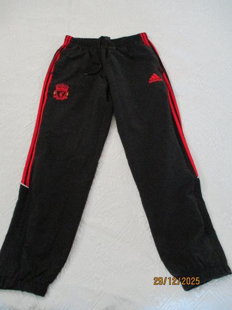 Adidas liverpool šušťakové nohavice na futbal, adidas,182