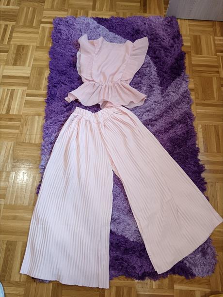 Nádherný komplet, 158