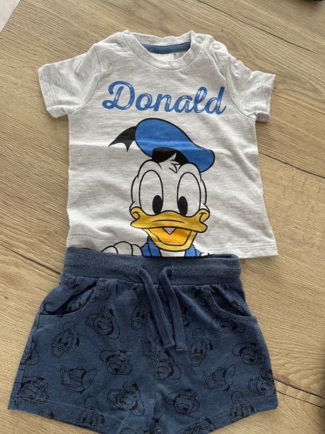 Kratase a tričkom, f&f,68