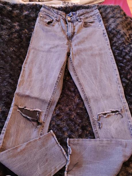 Rifle tmavo sede, 36