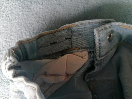 Rifle s kvietkami, f&f,74