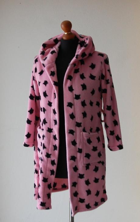 Krásny dievčenský župan s mačičkami, sinsay,134