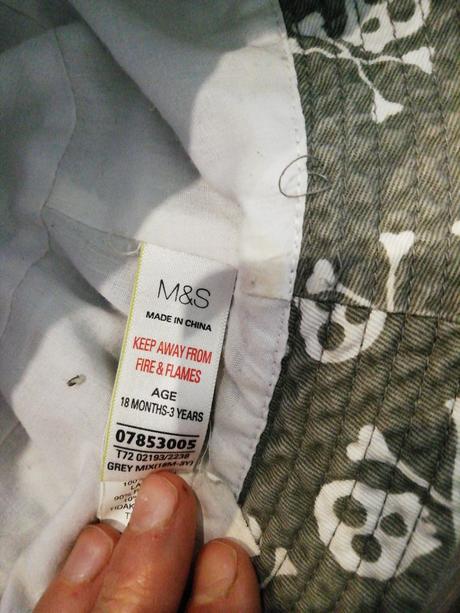 Klobúčik lepky, marks & spencer,92