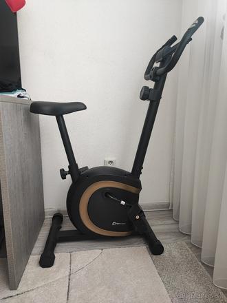 Stacionárny bicykel,