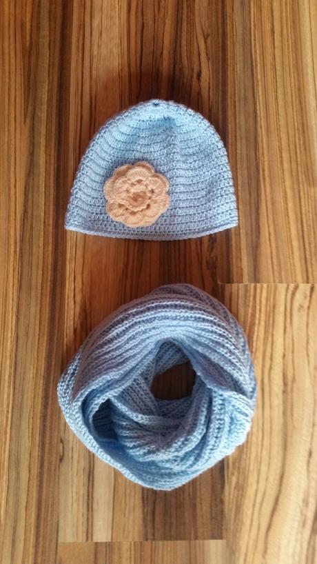 Detska ciapka a sal, 122 / 128