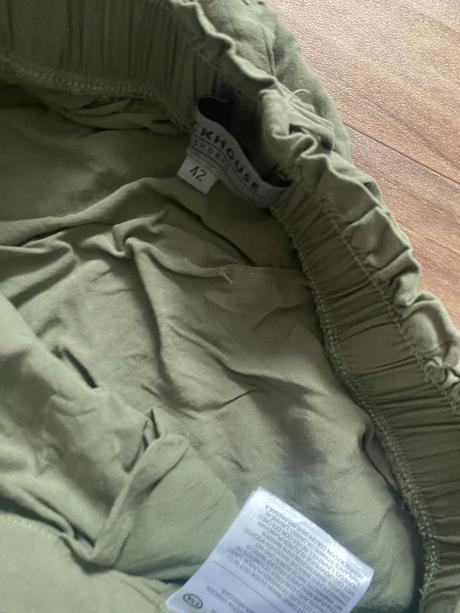 Kraťasy, clockhouse,42