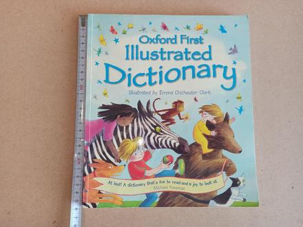 Oxford first illustrated dictionary pb, 