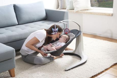 Hojdačka s kolískou 2v1 0m+,