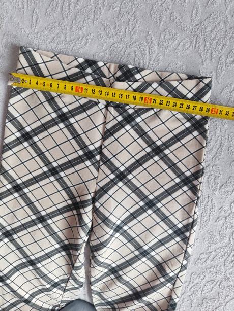 Krásne nohavicove legíny, h&m,140