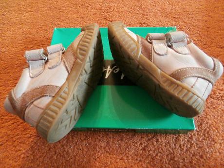 Topánky č.22,poltopánky so zapínaním na suchý zips, protetika,22