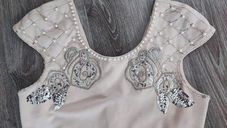 Kvalitné šaty, lipsy london,xs