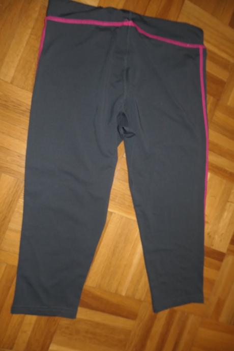 Kari traa damske funkcne sportove 3/4 leginy s/m, s