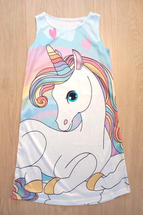 Dievčenské šaty v. 160, 158