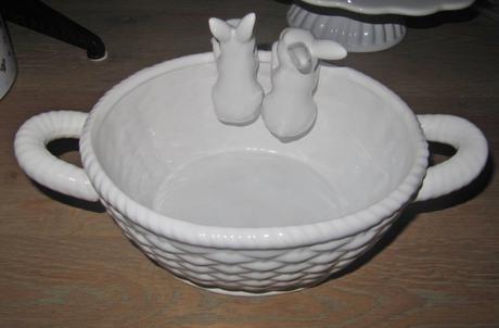 Keramika - veľkonočná misa zajace, 