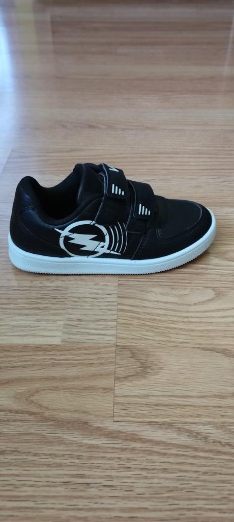 Chlapčenské tenisky, 29