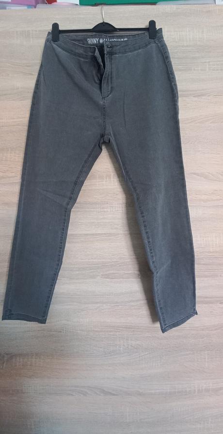 Rifle skinny, gate,44