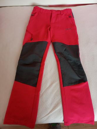 Hrad športové nohavice, 140