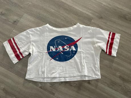 Nasa crop top, h&m,134