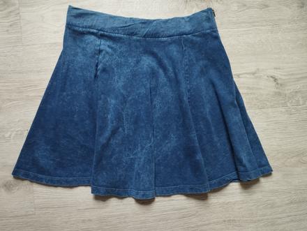 Dievčenská sukňa, 158