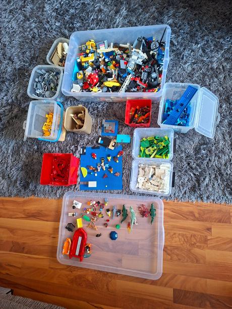 Lego,