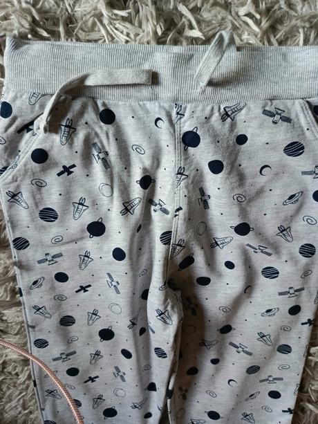 Teplé tepláky, sinsay,140