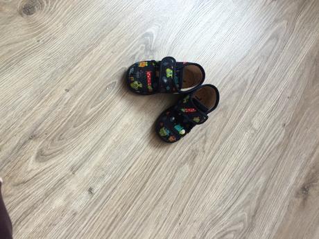 Papučky , 22
