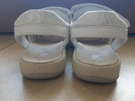 Sandalky biele, baťa,36